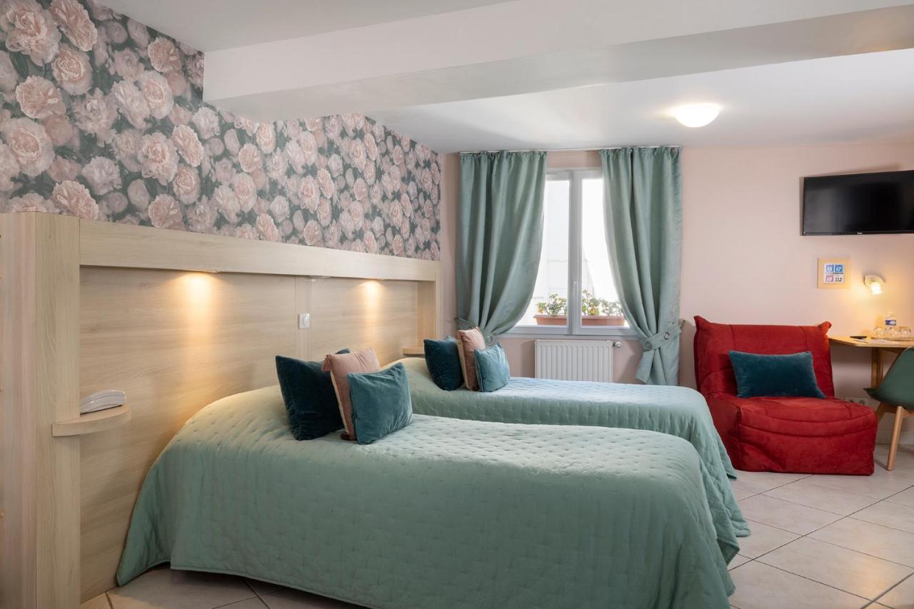 Hotel De Lion Sur Mer ภายนอก รูปภาพ