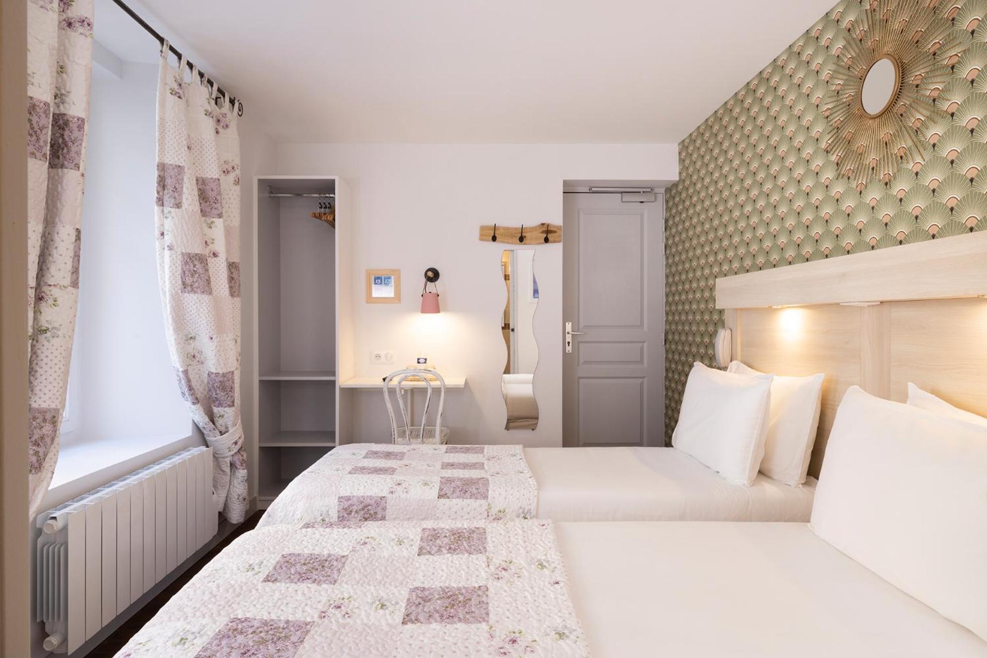 Hotel De Lion Sur Mer ภายนอก รูปภาพ