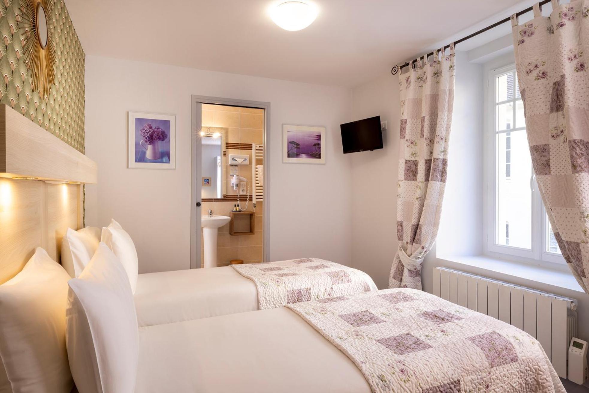 Hotel De Lion Sur Mer ภายนอก รูปภาพ