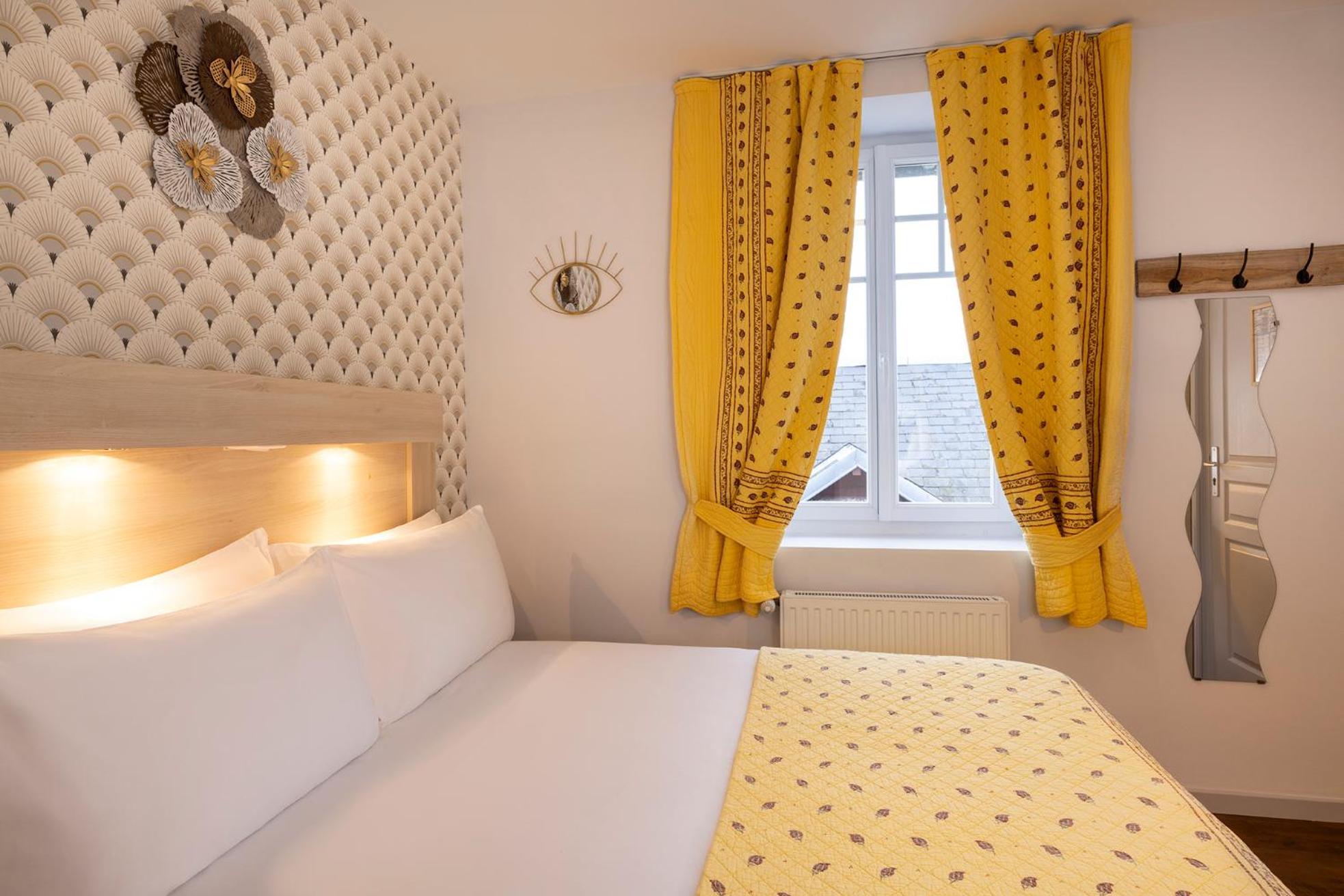 Hotel De Lion Sur Mer ภายนอก รูปภาพ